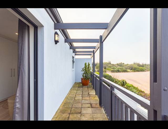 3 BEDROOM FREESTANDING FOR SALE IN ATLANTIC BEACH GOLF ESTATE